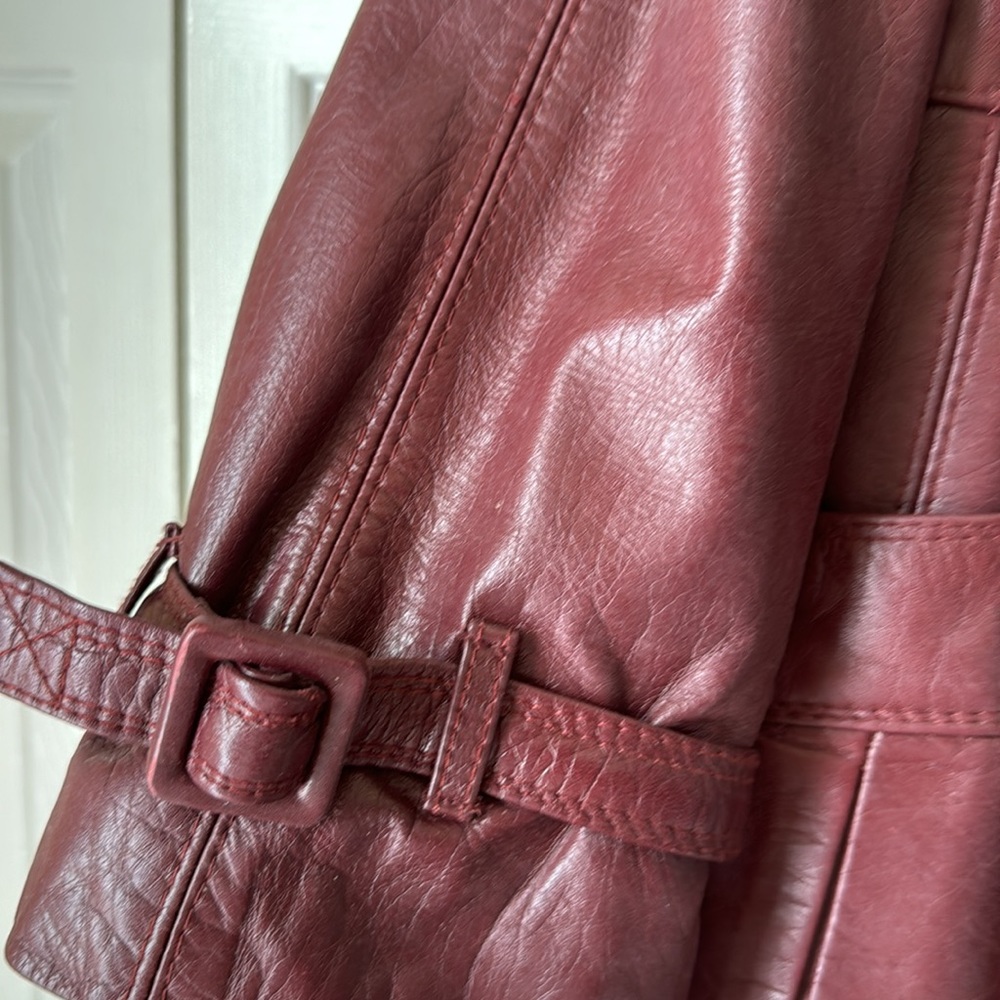 Vintage 1980s Etienne Aigner Oxblood Burgundy Belted Leather Jacket Sz 14 - Picture 6 of 7